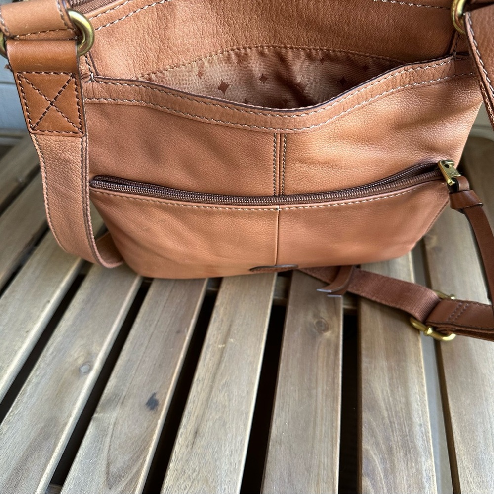 Fossil Morgan Traveler Brown Leather Crossbody Bag - Picture 13 of 16